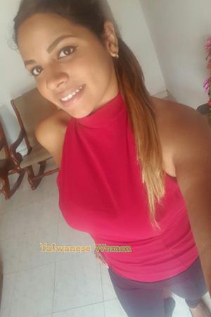 169001 - Gheraldine Age: 30 - Colombia