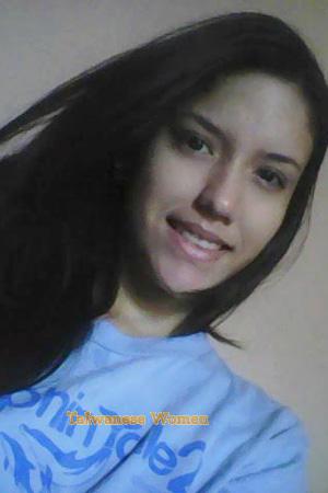 172098 - Yessi Age: 27 - Venezuela