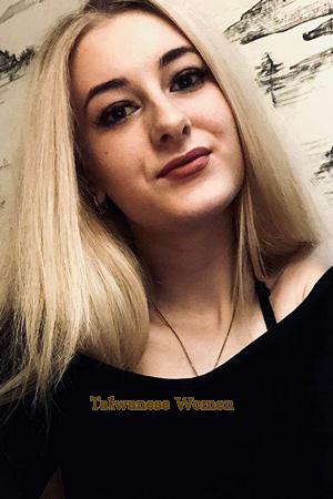 188487 - Anastasia Age: 25 - Ukraine