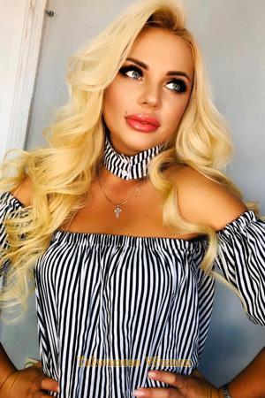 193737 - Yulia Age: 39 - Ukraine