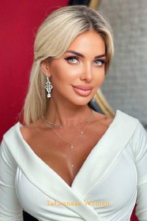 199462 - Yana Age: 45 - Ukraine