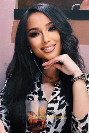 200152 - Olga Age: 28 - Russia