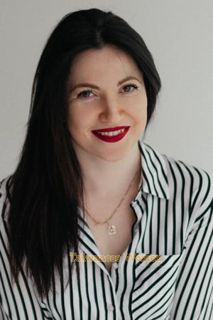203091 - Anna Age: 33 - Ukraine