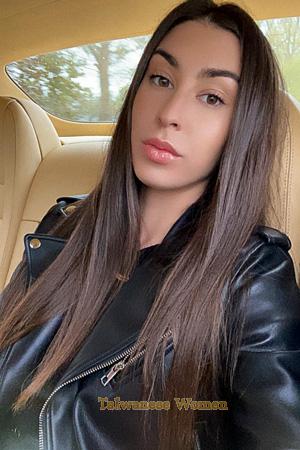203095 - Anastasiia Age: 29 - Netherlands
