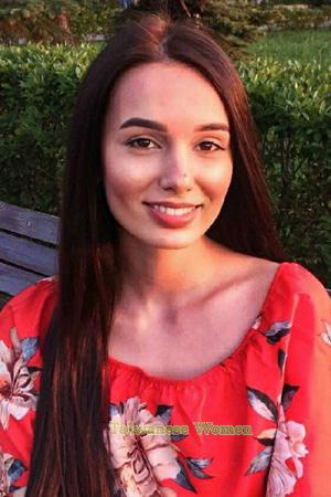 203314 - Elena Age: 25 - Russia