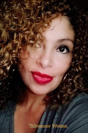 204169 - Seidy Age: 52 - Costa Rica