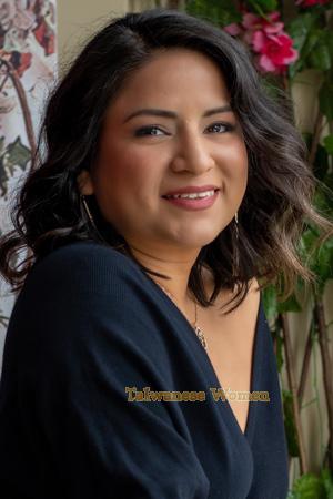 215566 - Josseline Age: 35 - Peru