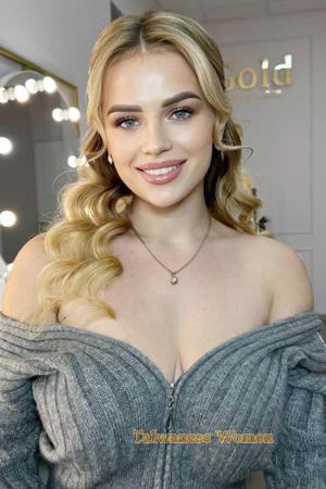 222823 - Illona Age: 23 - Ukraine