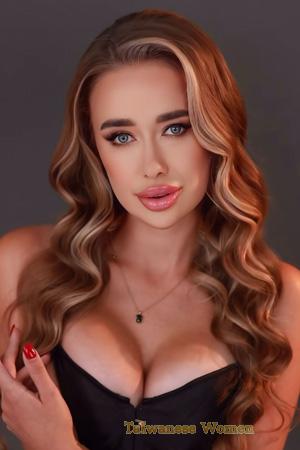224422 - Valeriia Age: 22 - Ukraine